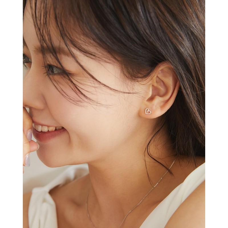 [Anna Flair] [SILVER925] TINY LINE HEART EARRINGS AE223001 Tiny Line