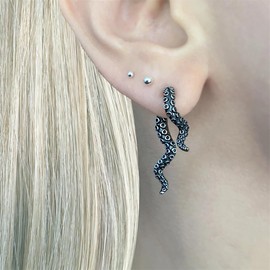 Octopus Earrings for Women Men Vintage Punk Octopus Tentacle Stud Earrings Gold Silver Black Octopus Tentacle Earrings Goth Animal Earrings Dark Style Jewelry, Zinc, copper