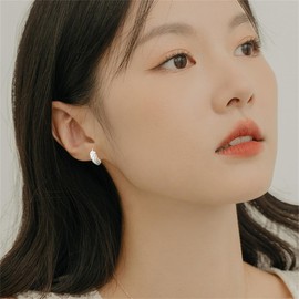 Silver Feather Cluster Earrings for Women Girls 925 Sterling Silver Hypoallergenic Fashion Charms Angel Wings Piercing Earring Dainty Pretty Small Feather Leaf Statement Birthday Jewelry