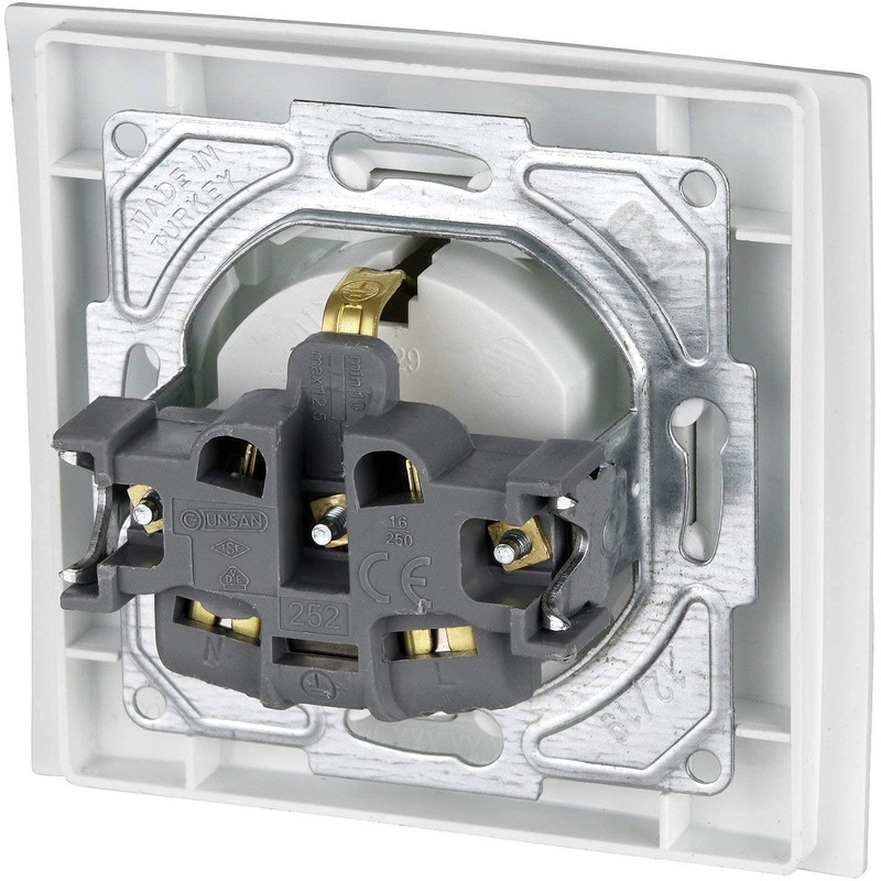 Flush-Mounted Socket, Cover, Plug-In Terminal, All-in-One, Series M1 Pure White