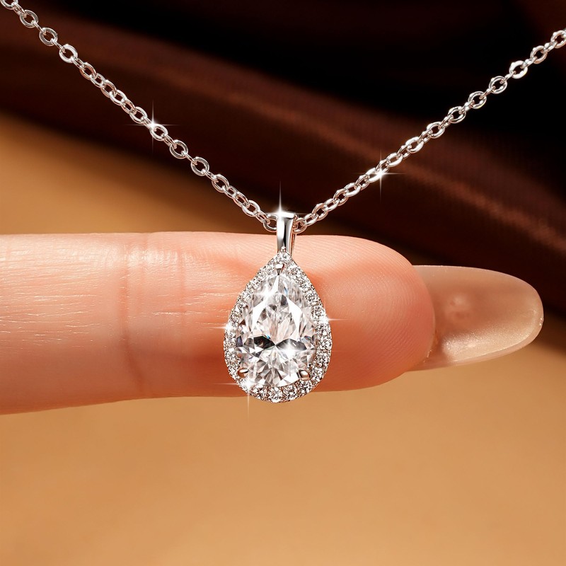 EONFUN 2.5CT Pear Moissanite Pendant Necklace for Women (Silver)