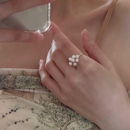 Iaceble Vintage Pearl Cluster Ring Gold Pearl Wrap Ring Adjustable Open Ring Pearl Bead Finger Rings Stacking Pearl Cuff Ring Jewelry for Women