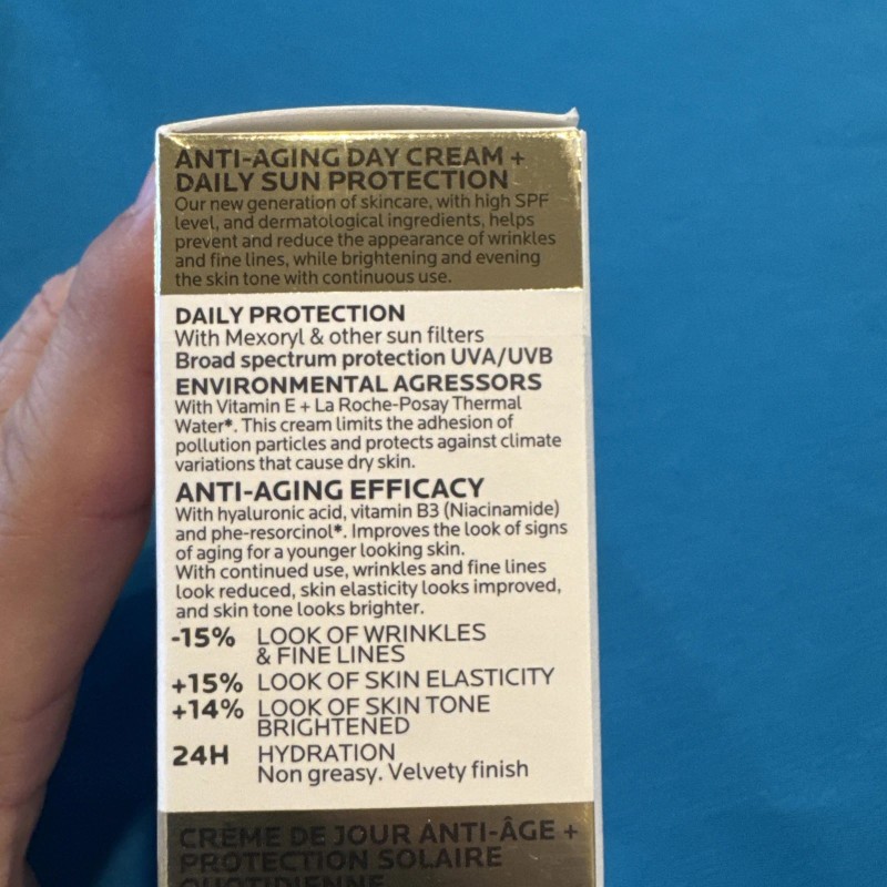 La Roche Posay Anthelios Age Correct SPF50+ Daily Cream 3