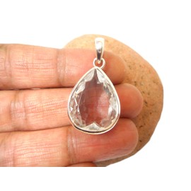 Art Gecko Teardrop Clear Quartz Sterling Silver 925 Gemstone Pendant