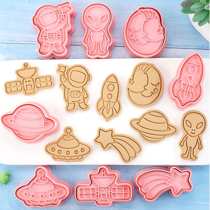 Crethinkaty Space Cookie Cutter-8 Plastic Cookie Stamp-Space Cartoon Fun Cookie