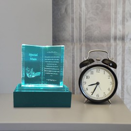 Elegant Glass Plaque with Heartfelt Sentimental Quote – Present for Mom – Unique Decorative Keepsake for Mother's Day, Birthdays, or Special Occasions