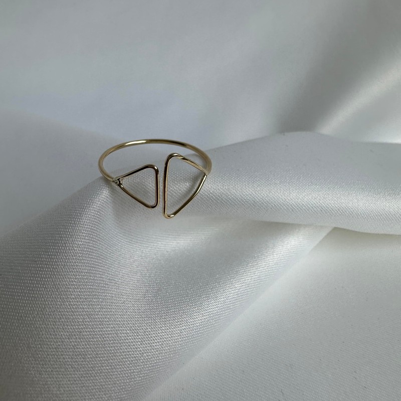jewellerybox 9ct Yellow Gold Double Open Triangle Adjustable Ring