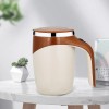 Magnetismo De Rotación Automática De La Taza De Café Marrón