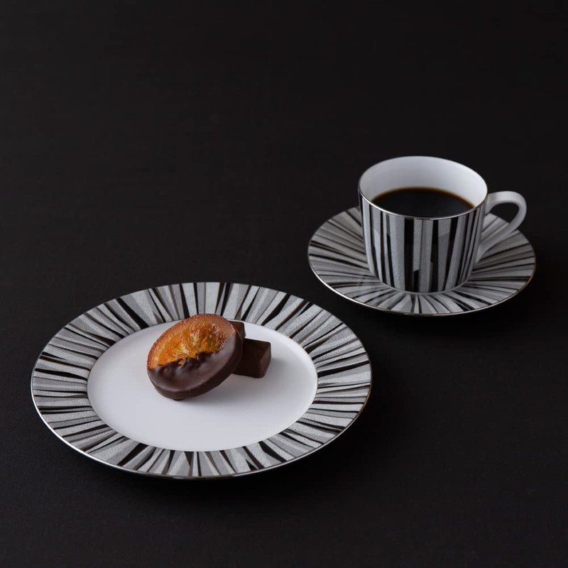 Narumi Plate, Shagreen, 8.3 in (21 cm), Black, Modern and
