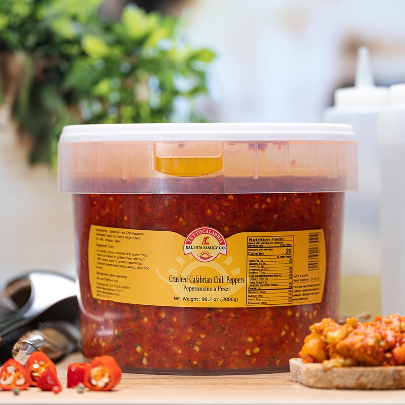 TUTTOCALABRIA Bulk Tutto Calabria Crushed Calabrian Chili Peppers 2.8 kg