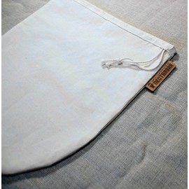 Nut Milk Bag Eco Made of Natural Cotton Nectarbar Handmade Filter Bag / Colander for Vegetable Drinks, Vegan Nut Milk, Straining, Juicing, 100% Plastic-Free Raw Food Filter Bag + Instructions (English language not guaranteed)