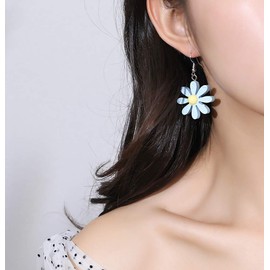 Girls' Daisy Earrings, Daisy Earrings, Hanging Flower Earrings, Flower Earrings, Ladies, Flower Earrings, Earrings for Summer Parties and Everyday Use, Acrylic