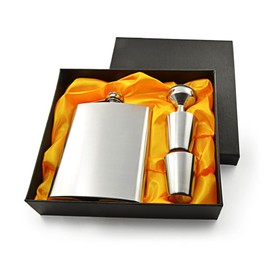 Flasque en acier inoxydable de haute qualité avec entonnoir et 2 trinkbechern/stamper/stamerpl dans une très jolie boite cadeau, avec schraubverschlussdeckel set flasque + 4 gobelets ganzoo-flasque-bidon