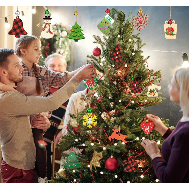 クリスマスオーナメント DIYアートクラフト 未完成の塗装可能な空白の装飾品 木製 50枚セット 10種類 サンタクロース/雪だるま/トナカイ/ベル/クリスマスツリ/ギフト/天使/靴下/雪片/ラブハーツ クリスマスツリー飾り屋内と屋外デコレーション壁掛け 玄関ぶら下げ 子供ギフト