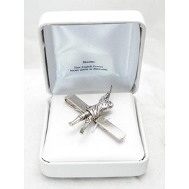 Shooting Lovers Tie Clip (slide) in Fine English Pewter