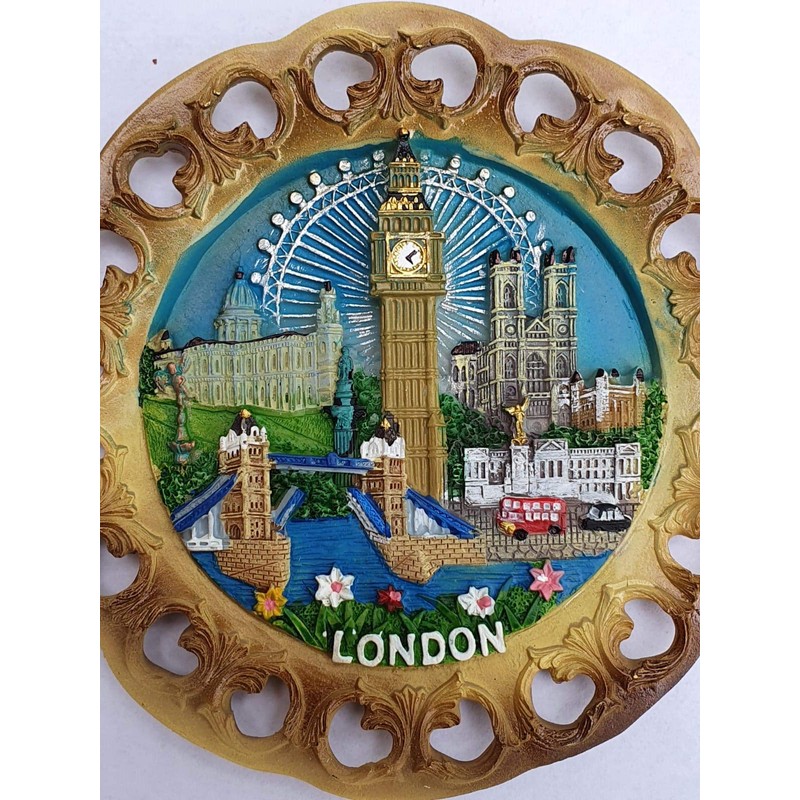 Wood Style Decorative Plate Detailing London Skyline: Big Ben, Tower