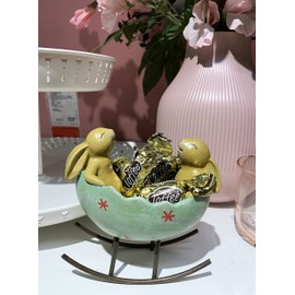 YANGMEI Spring Easter Laughing Bunny Rabbits Rocking in an Egg Cradle Vintage Rustic Country Bunnies Rabbit Figurine Cute Bunny Candy Dish