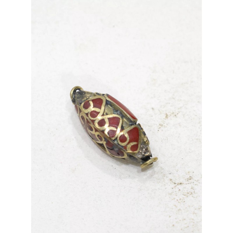 Unbranded Beads Red Stone Middle Eastern Silver Triangle Beads 28mm