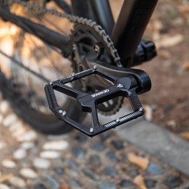 Mountain Bike Pedals Flat Platform, Aluminum MTB Pedals with Anti-Slip Pins & Sealed Bearings, Lightweight 9/16 Bicycle Pedals for MTB BMX Hybrid Road Bike