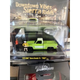 M2 Machines 2025 M2 Machines Auto-Figs 1976 GMC Sierra Grande 15 SS02 (R11 25-06)