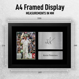 HWC Trading FR A4 Kevin Pietersen England Cricket Team Gifts Printed Signed Autograph Picture for Cricketer Memorabilia Fans - A4 Framed