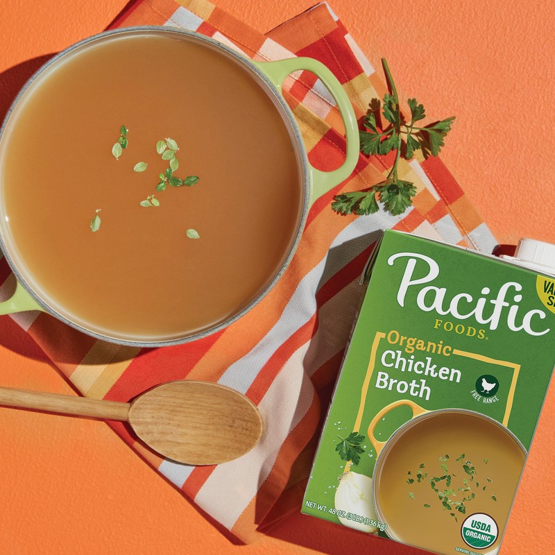 Pacific Foods Organic Free Range Chicken Broth, 48 oz Carton