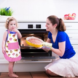 ASPMIZ Cupcake Kids Apron, Pink Baking Bib Apron for 2-6 Years Child, Cute Chef Apron with Pockets for Gardening Painting, Adjustable Kitchen Apron for Little Helper Girls Daughters Toddlers Gift