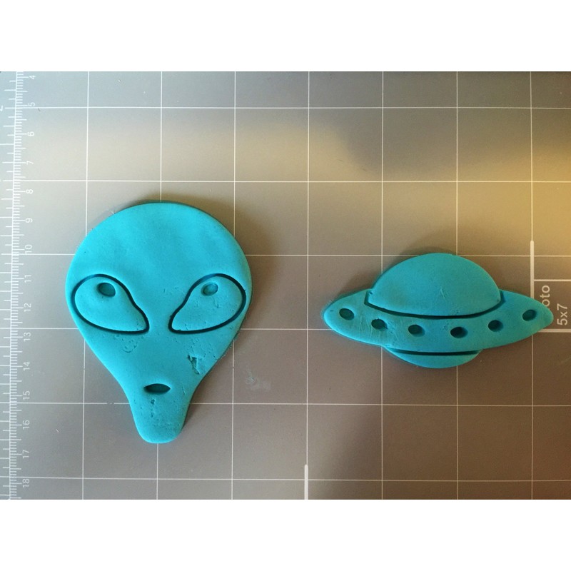 Cookie Cutz Alien Ufo Cookie Cutter Set