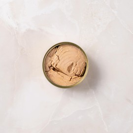 Olasagasti Yellowfin Tuna in Olive Oil – Premium Wild Caught Atun Claro, Imported from Spain, High in Protein and Omega 3 – 3.95oz Can (Pack of 6)