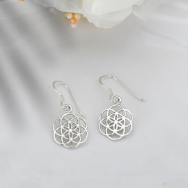 AeraVida Eternal Celtic Knot .925 Sterling Silver Dangle Earrings | Vintage Sterling Silver Dangle Earrings | Earrings for Women | Celtic Dangle Earrings | Casual Dangle Earrings | Gift for Daughter,