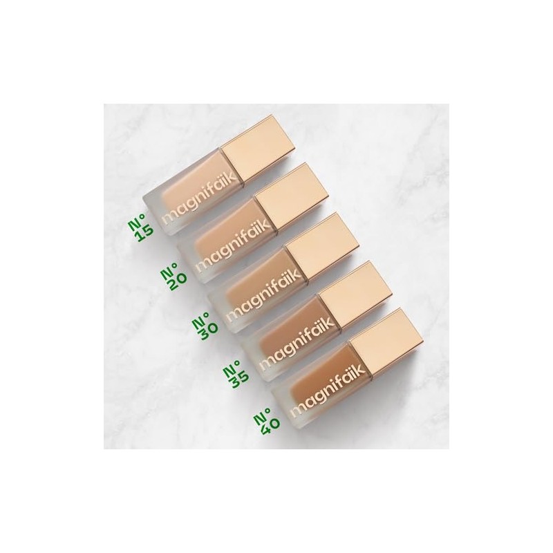 Magnifaik Just Perfect Base Maquillaje Ligera Líquida Cobertura Transparente Media