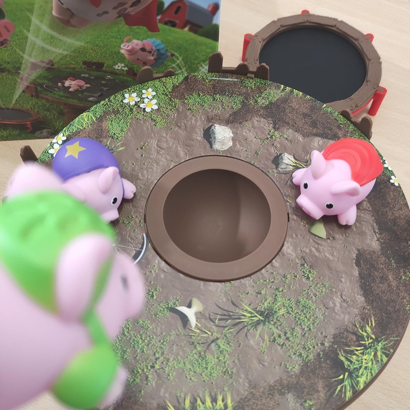 Cranio Creations - Salterini Pigs Jumping Da Gioia on Elastic