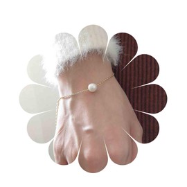 Yheakne Vintage Pearl Bracelet Gold Pearl Bracelet Freshwater Cultured Pearl Bracelet Minimalist Bracelet Hand Chain Jewellery for Women and Girls Gifts (Gold), Metal