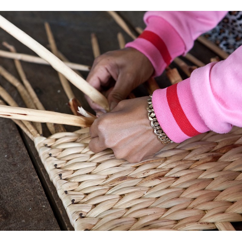 eHemco 4 Tier X-Side End Storage Cabinet with 4 Wicker