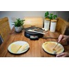 Chinchilla® Crêpes distributor and spatula set, practical kitchen aid for
