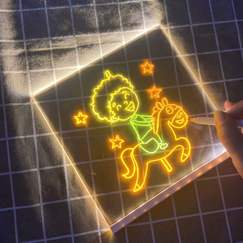 Transparent Acrylic Erasable Luminous Blackboard with 7 Pens and Stand