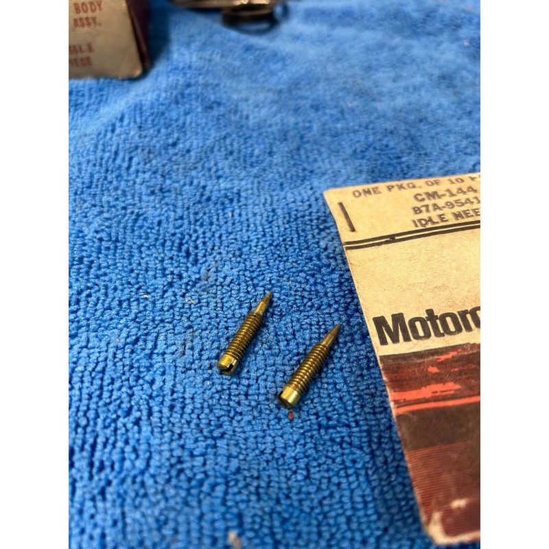 FORD CARBURETOR IDLE ADJUSTING NEEDLE NOS B7A-9541-A CM-144