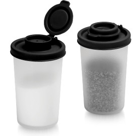 SIGNORAWARE Salt and Pepper Shakers Moisture Proof Set of 2 Large Salt Shaker to go Camping Picnic Outdoors Kitchen Lunch Boxes Travel Spice Set Clear with Black Lids Plastic Airtight Dispenser
