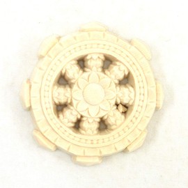 木彫 Category: Buddhist Ritual Implements Spoked Wheel 5 cm Diameter 桧木 (One Side Engraved)