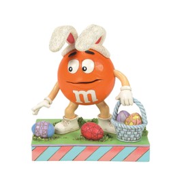 Enesco M&M's by Jim Shore Orange Character Easter Egg Hunt Figurine, 5.51 Inch, Multicolor