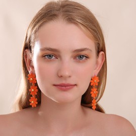 RUOFFETA Raffia Daisy Flower Earrings, Raffia Straw Wrapped Daisy Drop Dangle Earrings Summer Tropical Beach Jewelry(Orange)