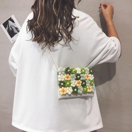 JOPOYOCO Women Woven Crossbody Bag Floral Clutch Large Capacity Magnetic Buckle Flower Purse Crochet Crossbody Bag for Casual Daily Party Prom, multicoloured