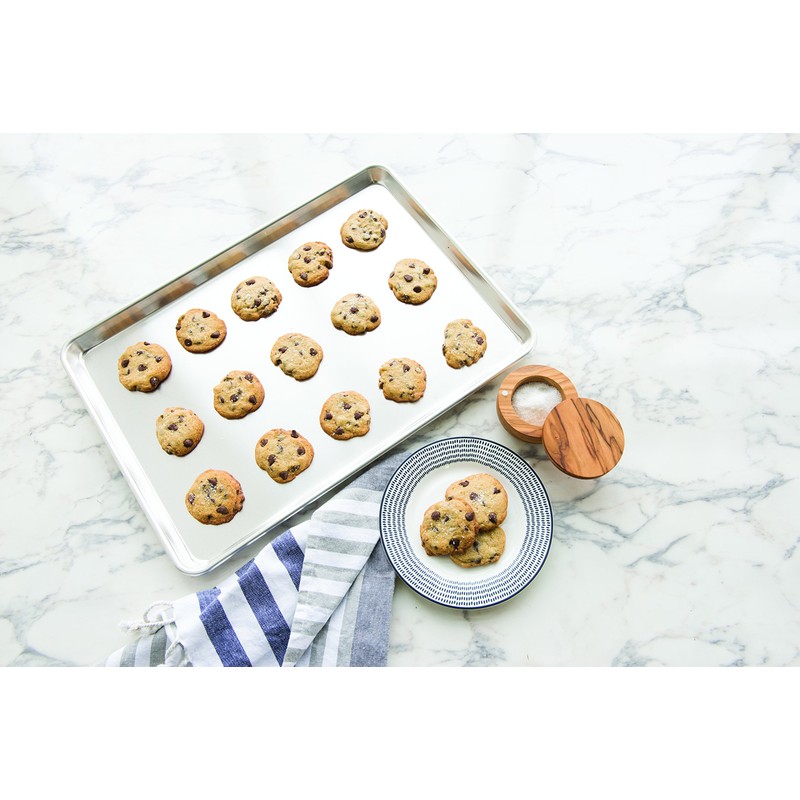 Nordic Ware Extra Large Baking Sheet, 21 x 15 inches,