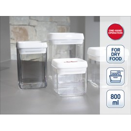 Leifheit Fresh and Easy Vorratsbehälter 800 ml, eckig, luft- und wasserdichte Vorratsdose mit patentierter Einhand-Bedienung, Frischhaltedose, stapelbare Aufbewahrungsboxen, transparent, rot