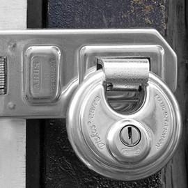 ABUS 26/90 Diskus Solid Body Storage Padlock with 2 Keys for Storage, Transport, and Commercial, 3.55in (90mm) Wide (Keyed Alike, 1)