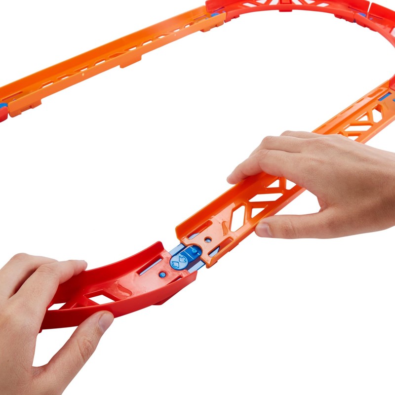 Hot Wheels Track Builder Premium Curve Pack, Includes 1 Mini
