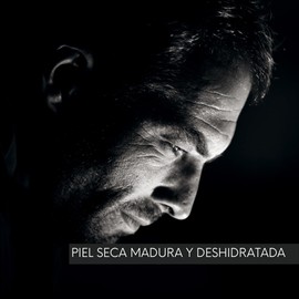 Sérum Facial Antiedad para Piel Madura y deshidratada con 8 Aceites Naturales | Nutre, Regenera y Suaviza Arrugas | Con Aceite de Ricino, Jojoba, Chabacano, Zanahoria, Vitamina E, – 100% Oleoso |