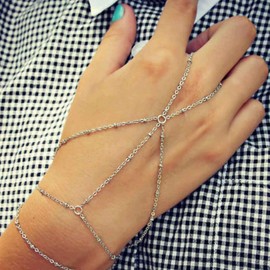 TseenYi Ring Bracelet, Wrist, Finger Bracelet, Boho Slave Bracelet, Hand Chain, Alloy Handpiece, Jewellery for Women and Girls, 7.8 Inches, Silver, Silver