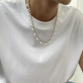 Necklace for Men Puka Shell Necklace Men Holiday Beach Surfer Necklaces White Seashell Necklace for Family Friends Summer Beach Essentials