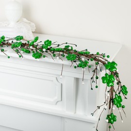 St. Patrick's Day Shamrock Pip Berry Garland - Irish Lucky Clovers and Berries Arrangement for Ireland Saint Paddy's Decorations (60 inches)